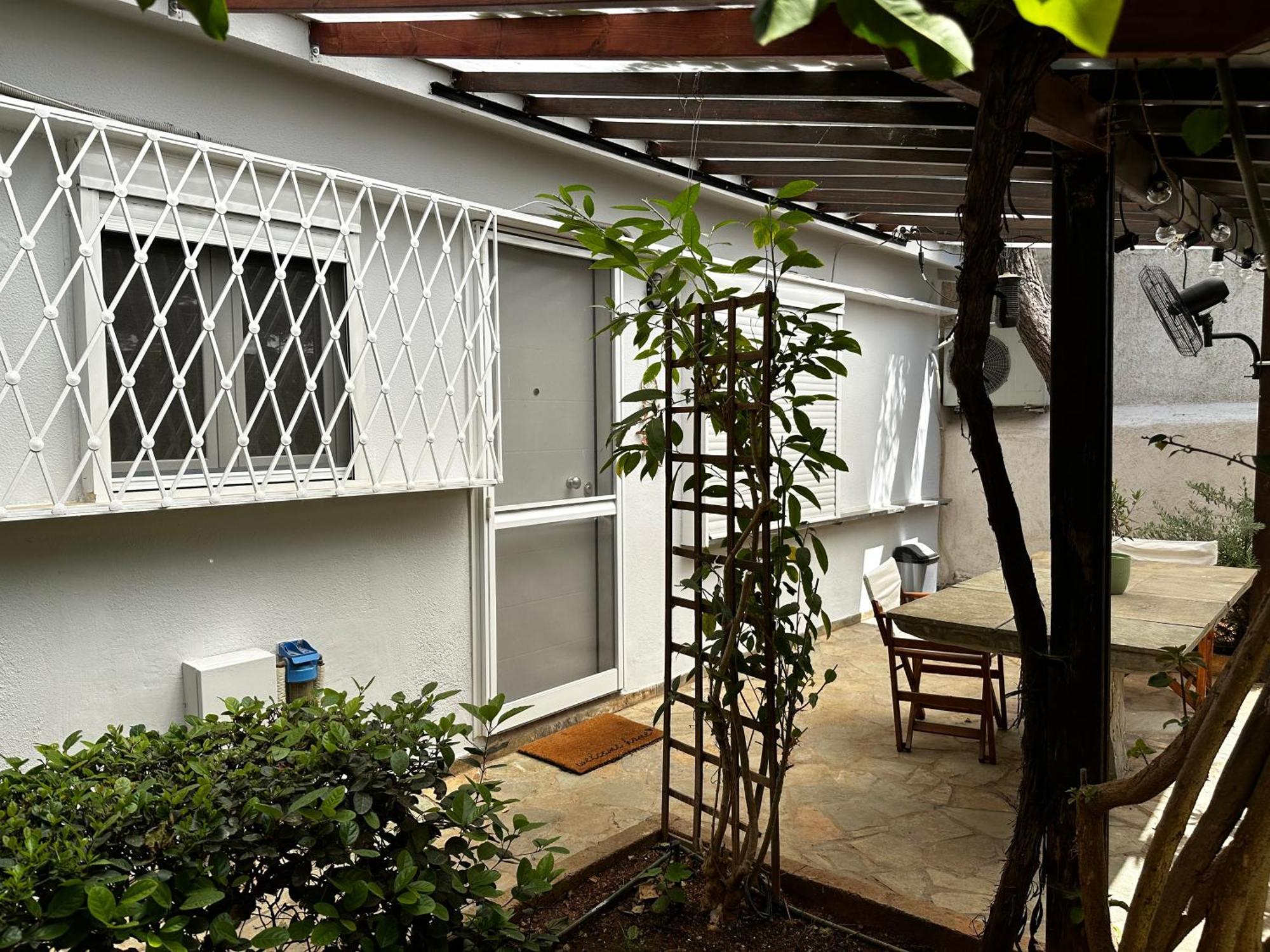 Antonis'S Garden House Apartamento Atenas Exterior foto